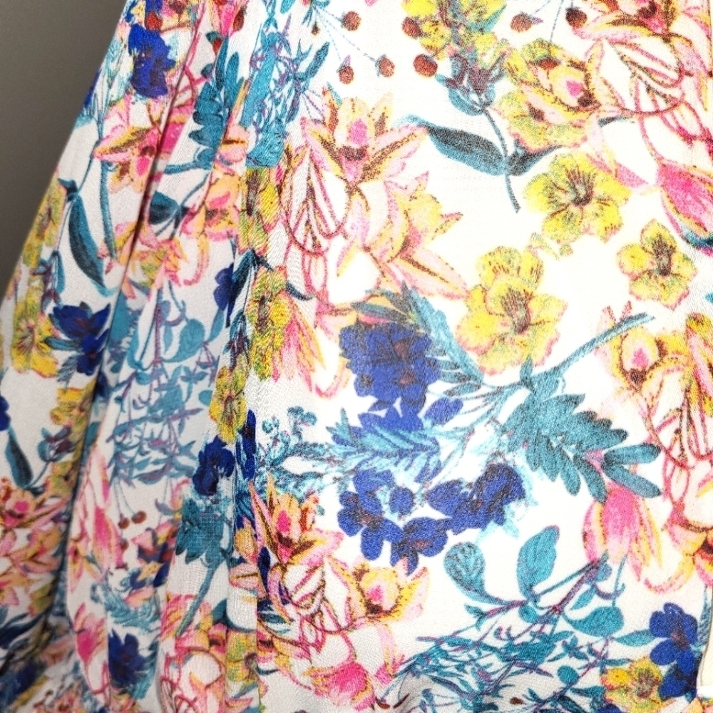 Colorful Floral Dress - Picture 5 of 8